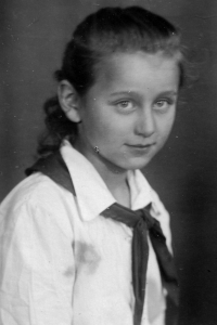Jana Mikulová in 1950