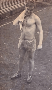  At a school sport event, Příbram, 1978