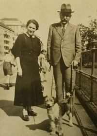  Albertina´s parents