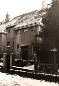 Illegal religious community house in Prague-Spořilov