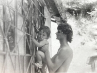 David Aust Vedral on holiday with his son