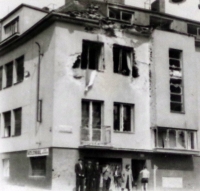 zničený dům rodiny MW