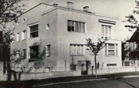 House by Jacques Groag, at Na Vozovce 12 in Olomouc, where Peter Briess lived with his parents, 1936