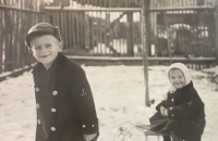 Vlasta Pavlíková with brother in Písek, circa 1936/1937