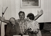 Witness's mother, husband, and Vlasta Pavlíková the witness