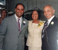 Peter Briess (right) with son David Briess and first wife Anne-Marie Schwarz, 2000