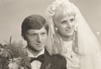Julie Pavelková on her wedding day with Stanislav Pavelka in 1971