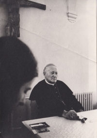 Ivan Pelíšek at the home of Cardinal František Tomášek, 1988