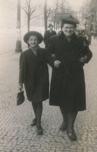  Mother and grandmother Paulová, 1940s
