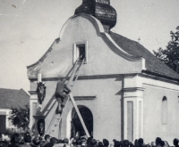 Consecration of the bell of the Jamnica chapel and its return to the chapel tower, 1949