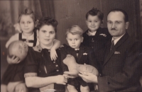 Wilk family, 1948, sister Ewa, brother Witold and Tadeusz