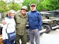 Josef Šedivec with his wife Bonnie during the celebration of the liberation of Pilsen by the American army