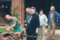Svídnice, farm U Holků: M. GIGI. Randák, Karel Novotný, 1994