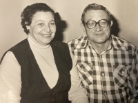Alena Pechová's parents (1990s)