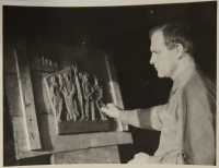 Olbram Zoubek as a sculptor in the army, 1959