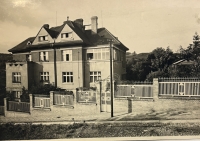 Villa Nad Výšinkou 3, built by Ladislav Tvarůžek, a member of a building cooperative of journalists and writers in 1924