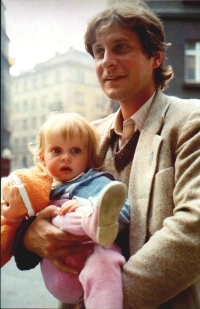 Zdeněk Lukeš with his daughter Veronika Lukešová, 1986