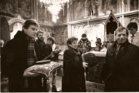 Zdeněk Lukeš (left) and Václav Havel during the deposition of the crown jewels, 1993