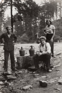 From left: father's brother Jaroslav, Jaroslava Grolichová's parents Aloisie and Josef Nádvorník, 1930s, Těšíkov