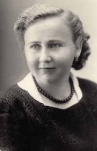 Anna Vařeková, nee. Mlčochová