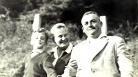 With parents, 1970