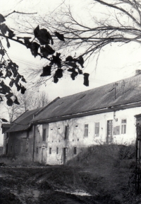 Nationalized farm of the Tomášů family in the 1980s