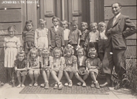 School year 1950/51. Jaroslava Velartová sitting in the bottom centre in the first class