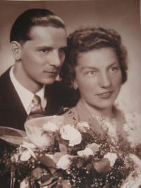 Jana Honsová with her husband