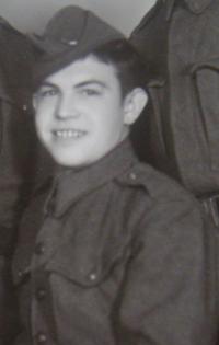 V trnavské posádce, 1943