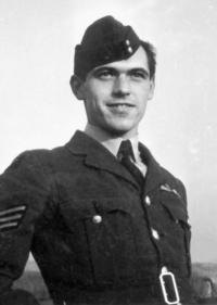 Miroslav Štandera, Royal Air Force