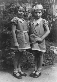Věra and Hana, 5 years old, photo took by their father