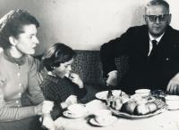 Josef Palivec, back from prison, with Věra and Kateřina, 1964