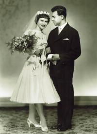 1959; his wedding