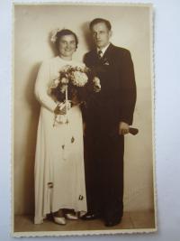 Josefa and Ludvík Vaňkovi - wedding photography