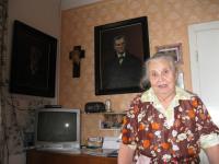 Jarmila Nohavičková in her flat in 2011