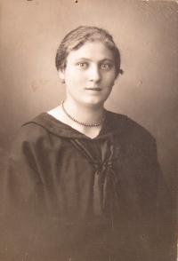 Marie Marková, née Mudlíková, Mrs. Kubíková's mother