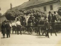 The funeral of the murdered men from Zákřov (Tršice, 14 May 1945)