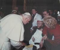 Julius Varga at a meeting with John Paul II in St. Vitus Cathedral in Prague 