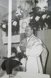 P. František Adamec v sedmdesátých letech