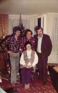 Sister Marie with her sons Bruno, Erich and Robert, in USA