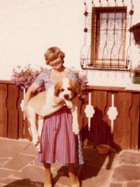 Eva Vítová with a dog, BRD