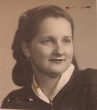 Young Marie Čechová 