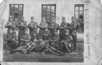Pohled z 1. světové války od strýce pamětnice Johana Glattera (horní řada, třetí zprava)-1916