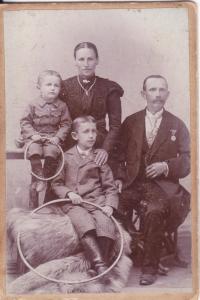 Grandfather Karel Hackenberg with Grandma and two sons (on top father Richard)