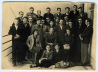 Mykola Malachivs'kyj in the the College of Arts Kunstgewerbeschule (second from the left in the back row)