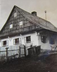 House in Skleném, where they lived as the last before departure (Pfefrovi)