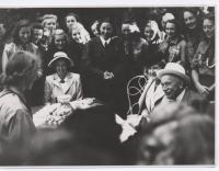 Setkání s E.Benešem na MLZŠ Zniešov 1946