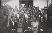 In front of the parsonage in Domašov celebrating the 60th birthday of the principal (from right: priest Brauner, teacher Plieschková, principal Osvald, teachers Gerlinde, František Miltner and classmates of W. Kriegisch