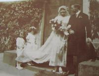 Wedding photo of his parents: Terezie and Karel in front of the chapel in Letovice