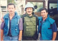 Three of those kidnapped in Georgia (Jaroslav Kulíšek standing in the middle)